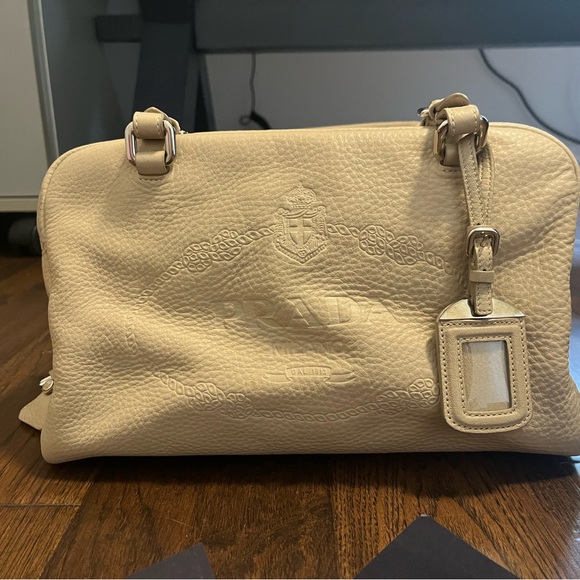 PRADA Bag - Mint Condition - Picture 7 of 8